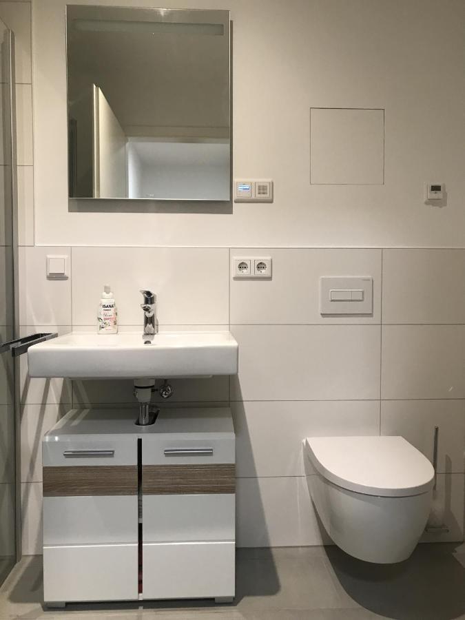 Tiny Apartment Spring Dresden Bagian luar foto